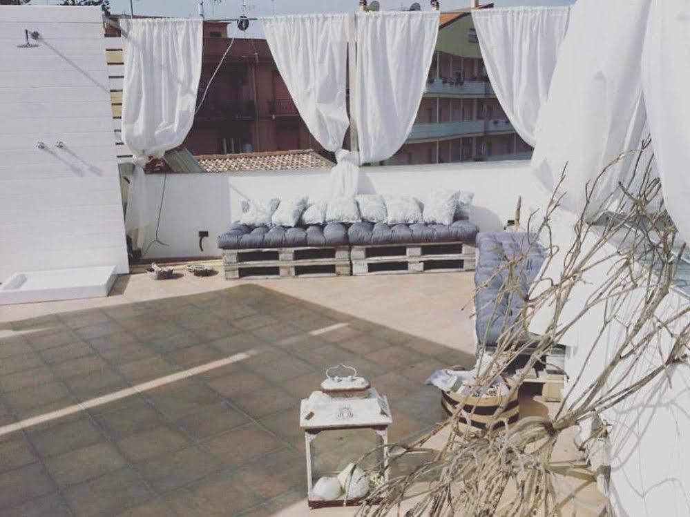 Il Giardino D'Ulisse Bed and Breakfast Reggio di Calabria Eksteriør billede