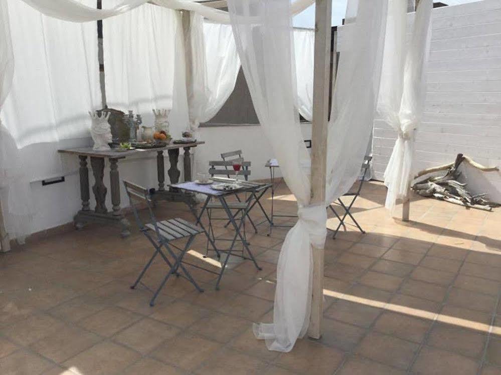 Il Giardino D'Ulisse Bed and Breakfast Reggio di Calabria Eksteriør billede