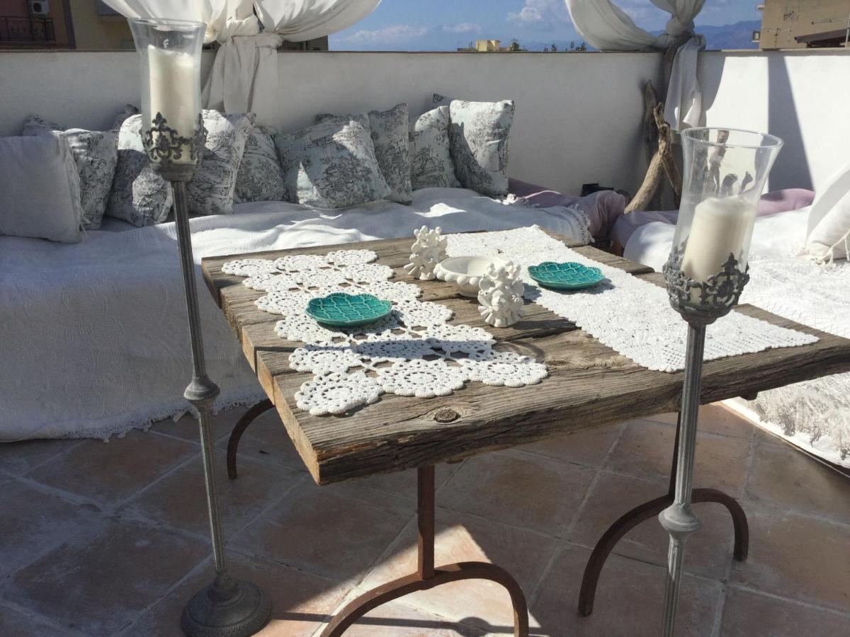 Il Giardino D'Ulisse Bed and Breakfast Reggio di Calabria Eksteriør billede